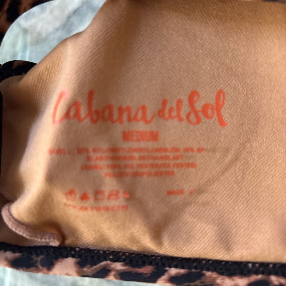 Leopard Print Ruffle Bikini - Picture 3 of 3